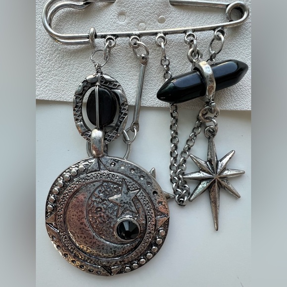 Free People carry on dangle pin Silver Celestial Charm Brooch - Picture 4 of 5